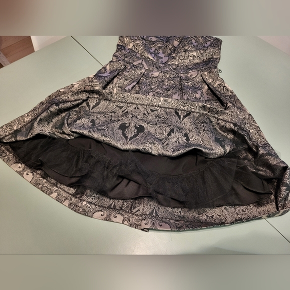 Le Chateau Party Dress - Size Small - Picture 5 of 5